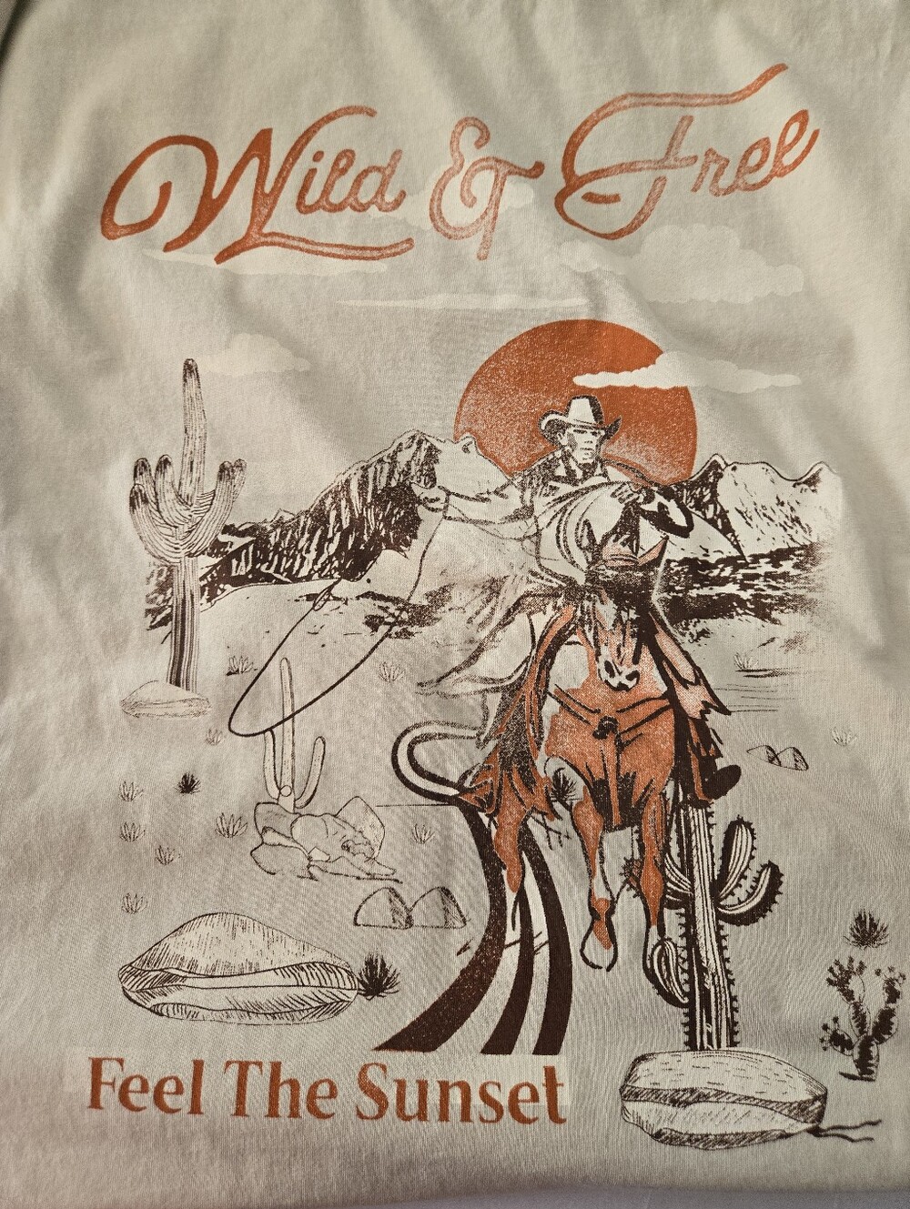 New R ROUGE Graphic Tee - Beige with Rust Accent - Picture 3 of 8